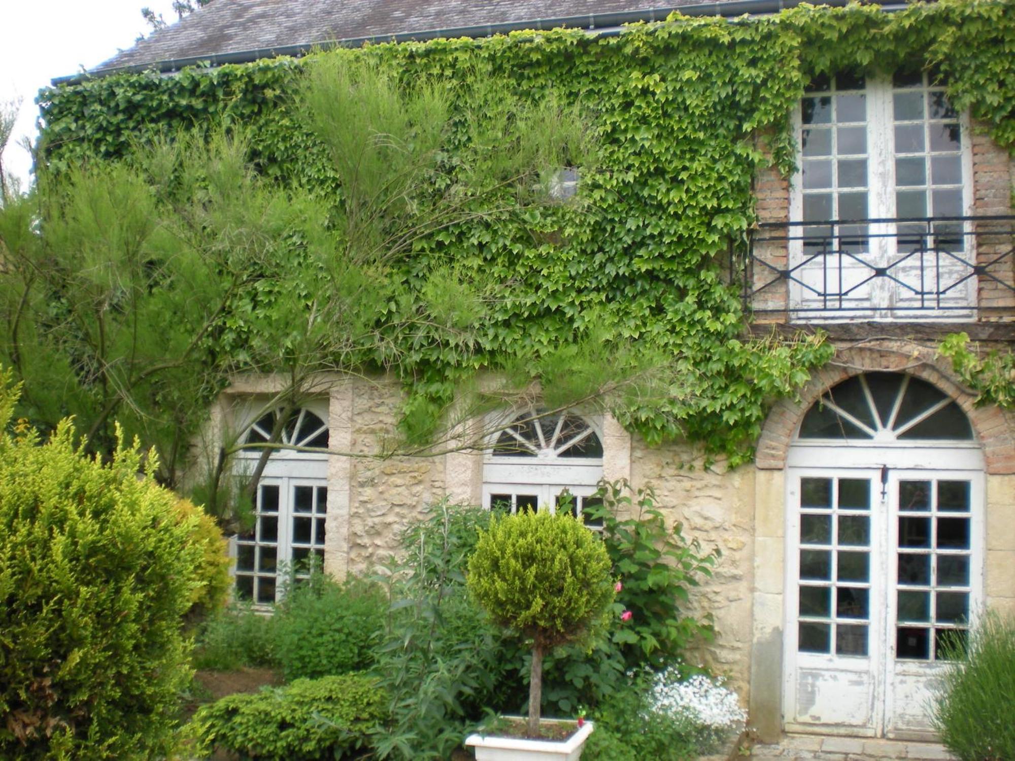 Hotel-Restaurant Ricordeau Loue Exterior photo