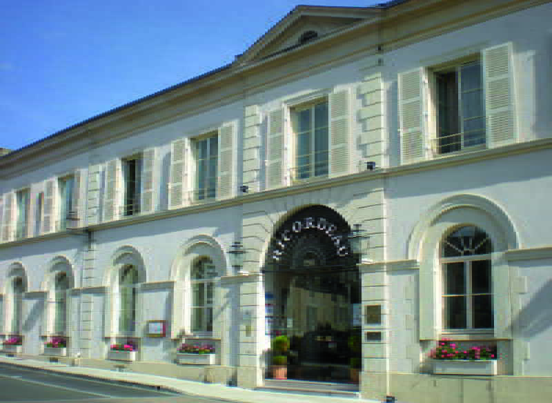 Hotel-Restaurant Ricordeau Loue Exterior photo