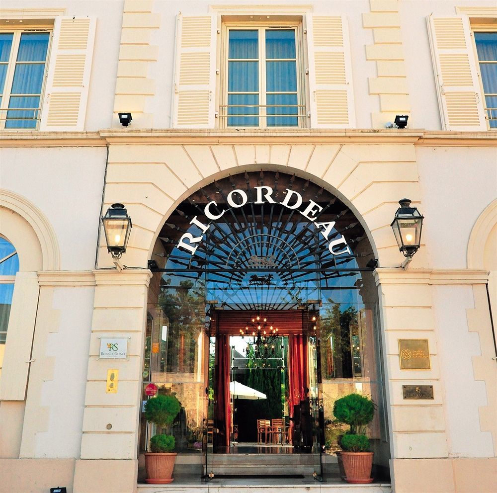 Hotel-Restaurant Ricordeau Loue Exterior photo