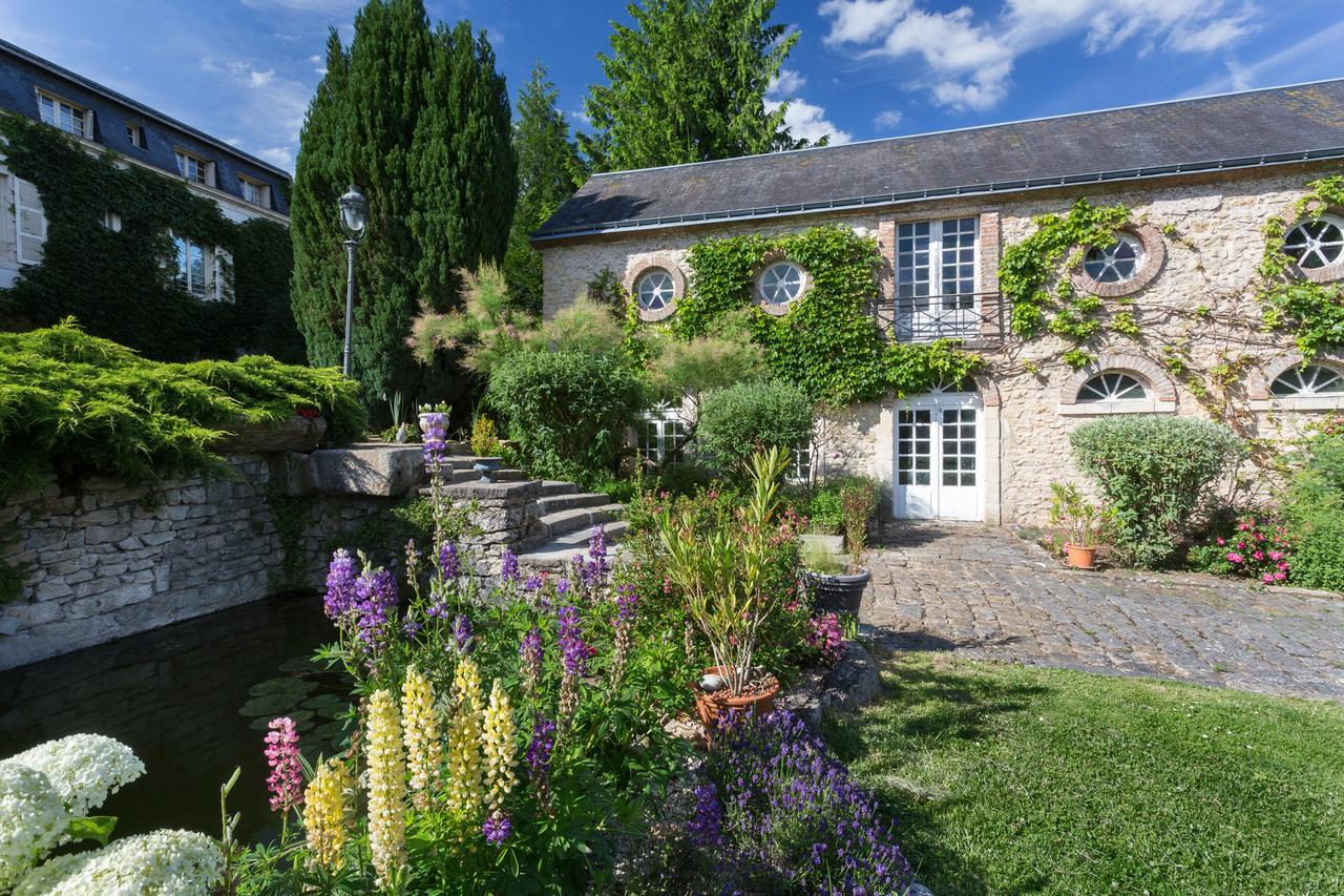 Hotel-Restaurant Ricordeau Loue Exterior photo